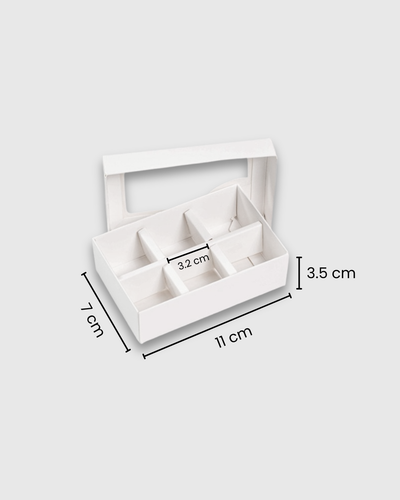 Caja blanca con 6 compartimientos