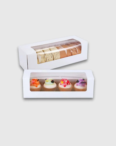Cajas blancas con ventana de exhibición