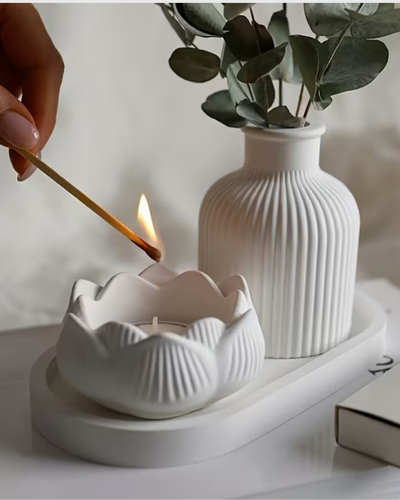 Set de 3 Moldes de Silicona – Flor de Loto, Jarrón Rayado y Bandeja